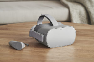 2万円台で買える映画館！？スタンドアローン型VRヘッドセット「Oculus Go」で迫力の体験【価格・購入方法・仕様】